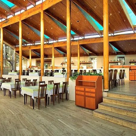Курортный комплекс Ora Holiday Village 4*