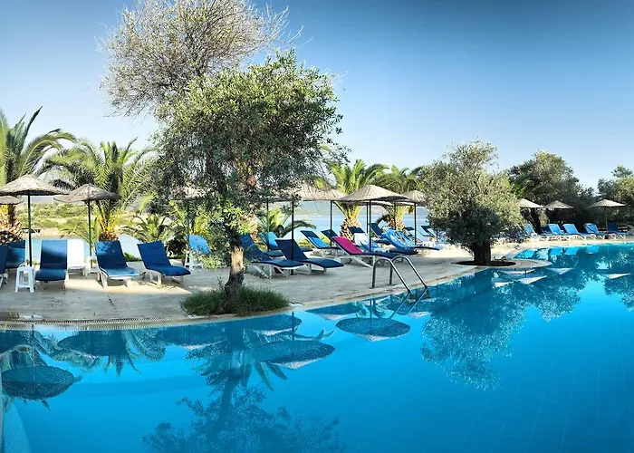 Ora Holiday Village Resort 4*